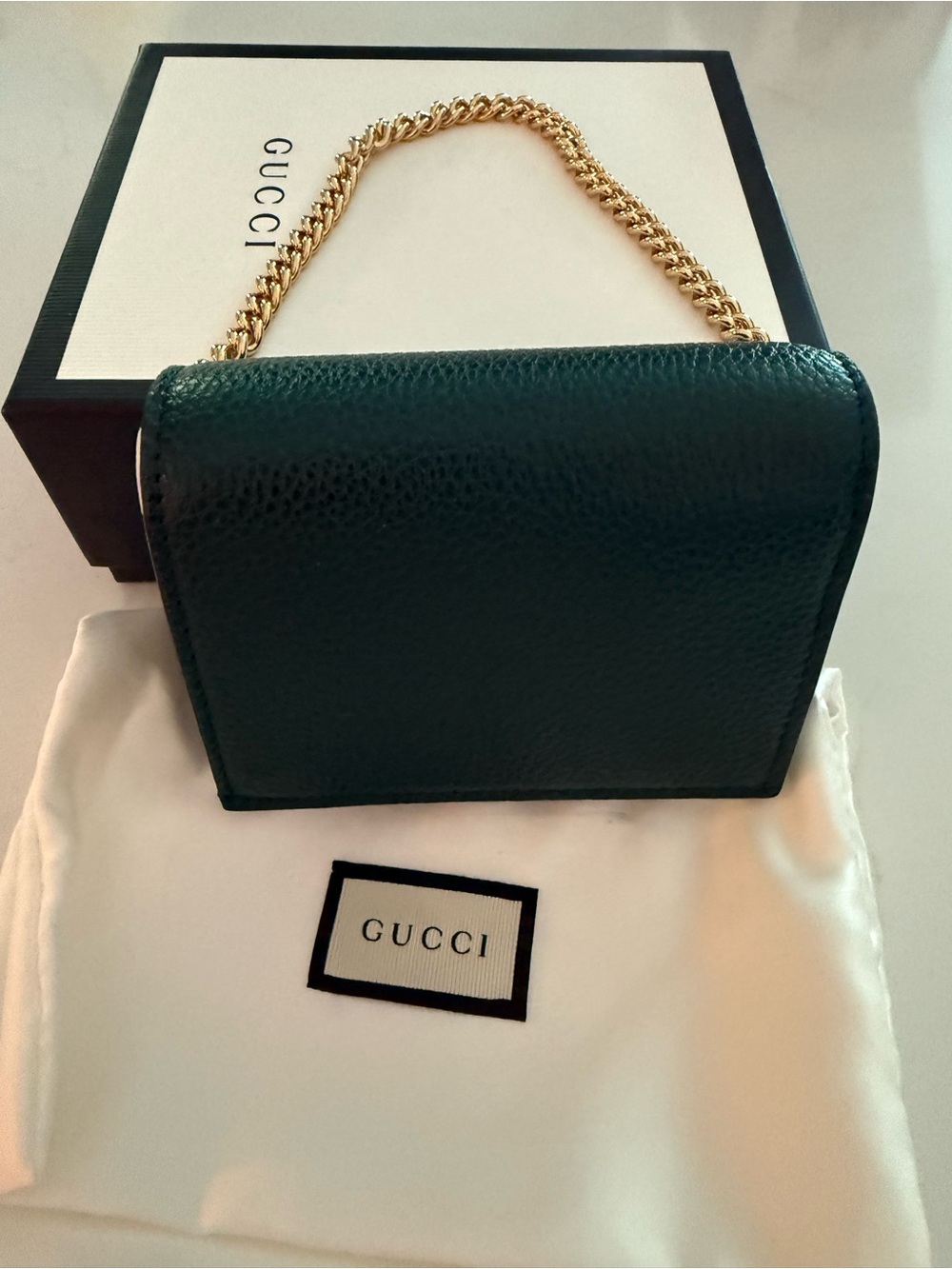 Gucci Zumi Leather Card Case Wallet with Gold Chain - Picture 2 of 11